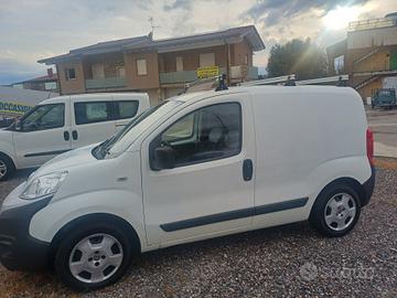 FIAT FIORINO CON SCAFFALI 2019