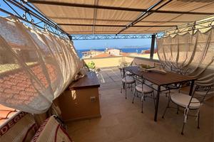 Alghero Appartamento su due livelli con terrazza