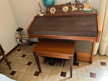 Organo Farfisa primi anni 80