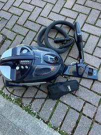 Pulitore con aspirazione a vapore