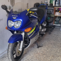 Moto SUZUKI gsxf 600