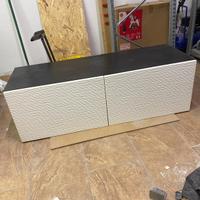 Mobile ikea modello besta