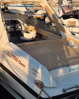 Rio 750 Open Volvo Penta 200 diesel 