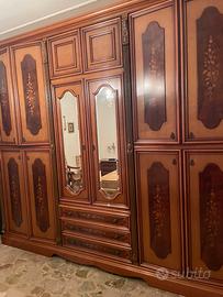 Grande armadio classico 6 ante con specchi