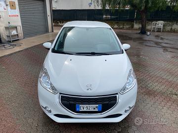 Peugeot 208 Allure 1.2benz 70000km