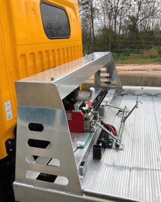 Carroattrezzi alluminio su Mercedes sprinter