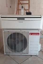 CONDIZIONATORE ARISTON 12000 - COMPLETO DI TUTTO