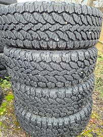 Pneumatici 205-70 R15 M+S  