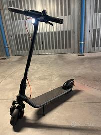 Monopattino elettrico Ninebot