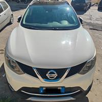 Nissan full optional 