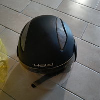 Casco held