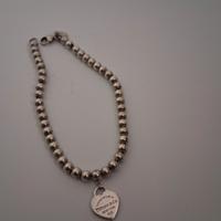Bracciale sfere Tiffany & Co. cuore smaltato 18 cm