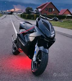 aerox 50cc LEGGERE DESCRIZIONE 