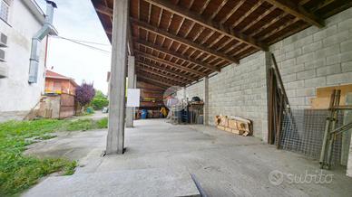 DEPOSITO A SAN RAFFAELE CIMENA