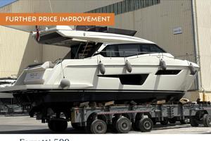 Ferretti 500