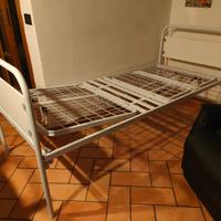 Letto da ospedale 