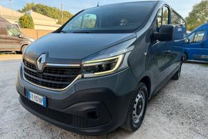 RENAULT TRAFIC PASSO LUNGO