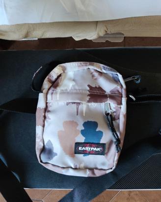 tracolla eastpak