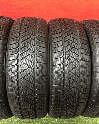 215 65 17 Gomme Invernali 99% Pirelli 215 65 R17