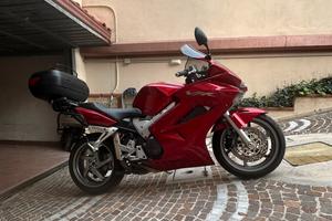 Honda vfr 800 abs