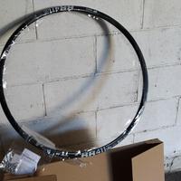 Ruote (cerchi) DT Swiss RR 411db