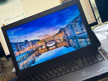 Notebook INTEL I5-8gb ram- 240 gb SSD - Ricondizio