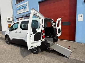 Peugeot Rifter - Auto per disabili con pianale rib