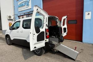 Peugeot Rifter - Auto per disabili con pianale rib