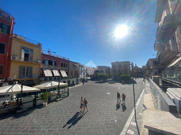 UFFICIO A POZZUOLI