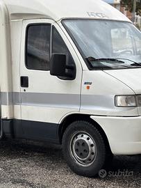 Camper Semintegrale 