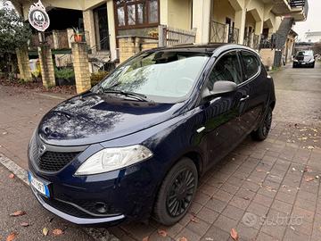 Lancia Ypsilon 1.2 69 CV 5 porte GPL Ecochic Gold
