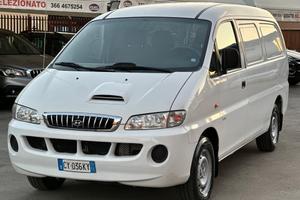 Hyundai H-1 2.5 CRDI 140cv PL 3 posti Van Style