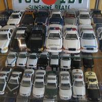 Modellismo 1.43 Auto Polizia USA Gearbox Toys