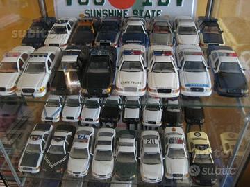 Modellismo 1.43 Auto Polizia USA Gearbox Toys