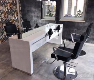 Arredo Negozio Parrucchiere/Barbiere