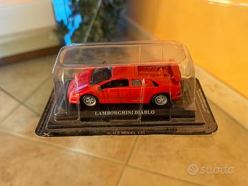 Modellino auto 1:43