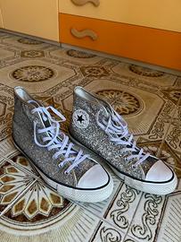 Converse glitterate