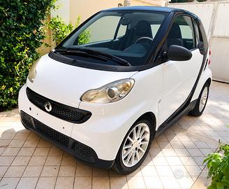 Smart Fortwo Coupé CDI 54 CV Pure MY2012 •diesel