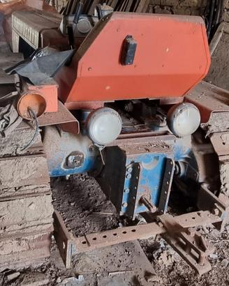 Trattore cingolato SAME Taurus 60