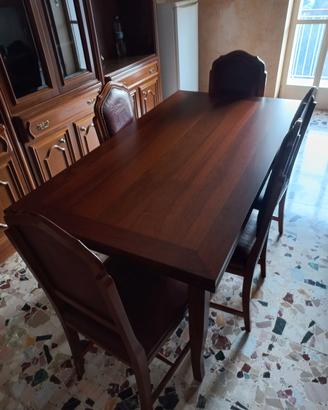 Tavolo allungabile con sedie