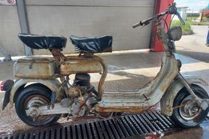Lambretta 125 Special e Lambretta D 125