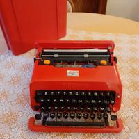 macchina da scrivere Olivetti lettera 22
