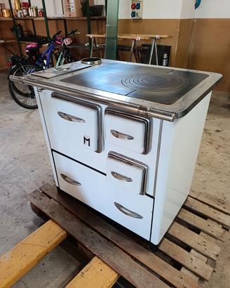 Stufa legna economica vintage