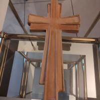 Croce stilizzata " Demetz Patrick "