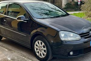 Volkswagen golf 1.6 benzina 116 cv