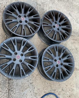 Chechi fiat punto evo da 17