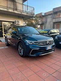 Volkswagen Tiguan 2.0 TDI 150 CV SCR DSG R-Line