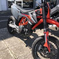 Ktm 690 smc - 2022