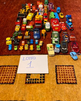 Macchinine varie marche + pezzi pista hotwheels