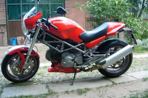 Ducati Monster 620